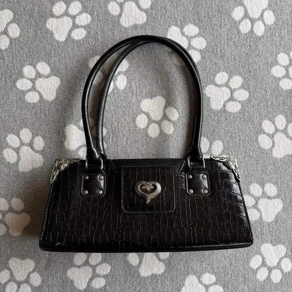 Handbag with Silver Heart Hardware - Picture 1 of 12